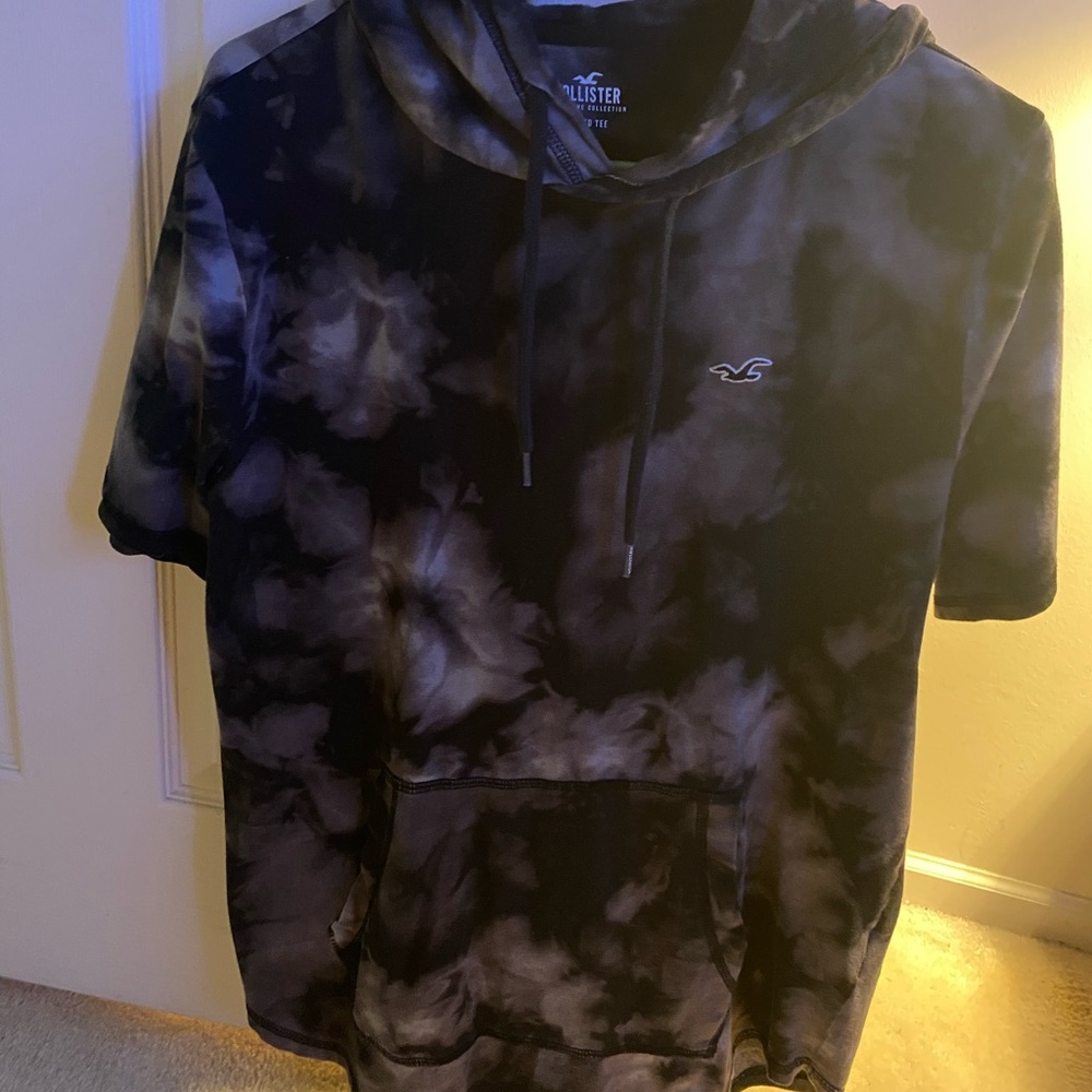 Hollister Men’s Hooded Tee size large